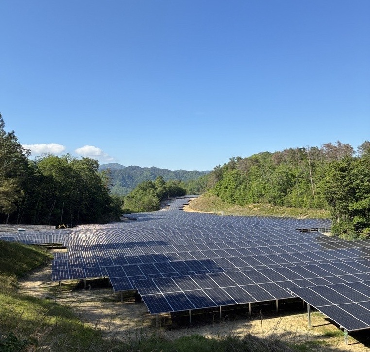From Former Golf Course to Solar Power Plant: Vena Group Begins Commercial Operations at Maniwa Solar Project in Japan
